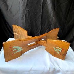 Antika Ahşap Rüstik El Oyması Sofra Altlığı