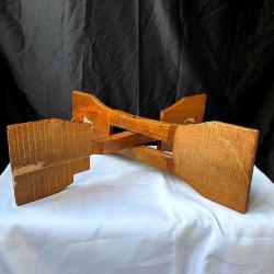 Antika Ahşap Rüstik El Oyması Sofra Altlığı