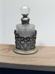 Ş10---- TAŞ DEKORLU BOŞ PARFÜM ŞİŞESİ
