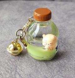 PLASTİK ŞİŞE İÇİNDE AYICIK  ANAHTARLIK SIFIR GİBİ. KOLEKSİYONLUK NADİR