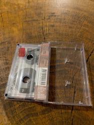 ZÜLFÜ LİVANELİ - NEYLERSİN - KASET