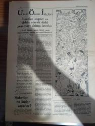 Ulus 1938 Gazetesi - Turkish Newspaper - 1 Sonkanun (Ocak) 1937 - 1938 takvimi - 1937'den 1938'e girerken yazan Ahmet Şükrü Esmer - 1937 yılının bir bilançosu - İsmet İnönü başbakanlıkta istifa etti ve başbakanlığa Celal Bayar tayin edildi fotoğraf - Rusya'da Troçki taraftarlığı yapmak sebebiyle birçok kişi kurşuna dizildi - dış bakanımız Doktor Tevfik Rüştü Aras Milano'da Kont Ciano ile konuştu - İsmet İnönü Londra'da taç giyme töreninde bulundu - Atatürk General Metaksas'a bir mesaj gönderdi - Büyük Şair Abdülhak Hamid öldü - Türkiye'nin her tarafında Hatay zaferi kutlandı - Sadabat paktı imzalandı -  Milletler cemiyeti Hatay statüsünü ve anayasasını kabul etti - müzelerimiz - Türk ve İslam eserleri müzesi - Topkapı sarayı - boyuna göre kilo ağırlığı ne olmalı - uzun ömür ilaçları - yılbaşı gecesinin ertesi günü karikatür - Filistin'de kanlı isyanlar oldu - Kamutay Atatürk'ün hükümete direktif veren büyük nutku ile açıldı - Atatürk şark vilayetlerinde ve Tunceli'de bir seyahat yaptı