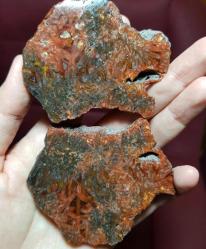 Yoğun Kırmızı Çılgın Çubuk Akik - Enerji, Tutku ve Koruma İçin, Sergileme Parçası - Ağırlık: 172g - Benzersiz Koleksiyonluk Nadir Parça Kütle