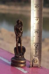 Minik pirinç Venüs Afrodit çıplak kadın biblo figür