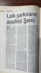 RADİKAL İKİ PAZAR DERGİSİ - 6 NİSAN 1997 SAYI:26 SEMRA SOMERSAN - CELAL BAŞLANGIÇ - ASU MARO - ÜMİT KIVANÇ - SIMONE DE BEAUVOIR - ŞEMİ YÜKSEL ÖZBEK - AYDIN DOĞAN - MEHMET Y. YILMAZ - TUĞRUL ERYILMAZ - GÜLDAL KIZILDEMİR - SEVİN OKYAY - ESEN KAROL - HALE ÇEVİKOĞLU - YEŞİM ÇOBANKENT - ESMAHAN AYKOL - ARSAL TÜZÜNER - SEDEF İPER - ENDER YAKŞİ - R. LEVENT ÖZTÜRK - GÜLDAL KIZILDEMİR - ORAL ÇALIŞLAR - DENİZ GEZMİŞ - YAŞAR KEMAL - AZİZ NESİN - YILMAZ GÜNEY - SABAHATTİN ALİ - FİKRET OTYAM - MEHMET ALİ AYBAR - HALİL ERGÜN - ÜMİT YAŞAR - PANAYOT ABACI - CORNELIUS - EDİP SAKARYA - HAMDULLAH ERBİL - VELİ YILMAZ - LEFTER - CEM ÖZDEMİR  42 YAŞ 25 YIL - NİLÜFER'İN KALBİ HÂLÂ PUSULA - SÖZDE EŞİTLİK DEĞİL GERÇEK EŞİTLİK - VURUN KİTABA YAZARA YAYINCIYA - KUŞ KADAR YİYORUM - MÜZMİN SANIKIN İTİRAFLARI - AŞIK FEMİNİST SIMONE DE BEAUVOIR - LAİK ŞARKILARIN ASSOLİSTİ - PABLO NERUDA DÜZCE'DE - BRENDA ARTIK ÜNLÜ - MAĞARA ADAM - FESTİVALİN YILDIZI LILI TAYLOR - STRADIVARIA BAROK TOPLULUĞU - DERELİ MÜRİT - 32 SAYFA