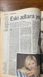RADİKAL İKİ PAZAR DERGİSİ - 8 ŞUBAT 1998 SAYI:70 SEMRA SOMERSAN - ÜMİT KIVANÇ - YILDIRIM TÜRKER - NİLGÜN TOPTAŞ - RAHMİ BATUR - ASU MARO - CEYLAN ÖZERENGİN GAİTANİDOU - AYDIN DOĞAN - MEHMET Y. YILMAZ - TUĞRUL ERYILMAZ - YAZGÜLÜ ALDOĞAN - SEVİN OKYAY - ESEN KAROL - HALE ÇEVİKOĞLU - MİYASE BÜLBÜL - AKGÜL AKBULUT - NEVRİYE SEVİNÇ - GÜLÜMSER İŞÇELEBİ - BİNAZ AVCI  SOYADLARI ÜNLÜ VE ESKİ YÜZLERİ YENİ - ‘70’LERE DÖNÜŞ MODASI BAŞLADI - KÜRTÇE’Yİ YASAKLAMAK - BÜYÜK ARAŞTIRMA - DEMOKRATİK PORNO - YENİ DÜNYA PİSLİĞİ - ESKİ ADLARA YENİ YÜZLER - “PEXWAS” İSTANBUL’DA - BEST DEĞİL MEST - YAŞLI ADAM VE MODA - İSTANBUL’DA MOTORSİKLETLİ OLMAK - SEÇMELER - ÇİZGİ - MAĞARA ADAM - 46 SAYFA