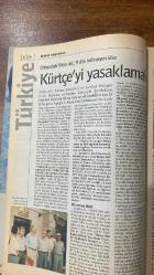 RADİKAL İKİ PAZAR DERGİSİ - 8 ŞUBAT 1998 SAYI:70 SEMRA SOMERSAN - ÜMİT KIVANÇ - YILDIRIM TÜRKER - NİLGÜN TOPTAŞ - RAHMİ BATUR - ASU MARO - CEYLAN ÖZERENGİN GAİTANİDOU - AYDIN DOĞAN - MEHMET Y. YILMAZ - TUĞRUL ERYILMAZ - YAZGÜLÜ ALDOĞAN - SEVİN OKYAY - ESEN KAROL - HALE ÇEVİKOĞLU - MİYASE BÜLBÜL - AKGÜL AKBULUT - NEVRİYE SEVİNÇ - GÜLÜMSER İŞÇELEBİ - BİNAZ AVCI  SOYADLARI ÜNLÜ VE ESKİ YÜZLERİ YENİ - ‘70’LERE DÖNÜŞ MODASI BAŞLADI - KÜRTÇE’Yİ YASAKLAMAK - BÜYÜK ARAŞTIRMA - DEMOKRATİK PORNO - YENİ DÜNYA PİSLİĞİ - ESKİ ADLARA YENİ YÜZLER - “PEXWAS” İSTANBUL’DA - BEST DEĞİL MEST - YAŞLI ADAM VE MODA - İSTANBUL’DA MOTORSİKLETLİ OLMAK - SEÇMELER - ÇİZGİ - MAĞARA ADAM - 46 SAYFA