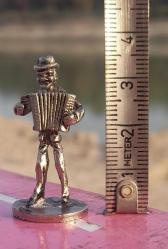 Minik Müzisyen Akordeoncu biblo figür minyatür