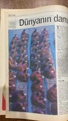 RADİKAL İKİ PAZAR DERGİSİ -1 ŞUBAT 1998 — SAYI:69  YAŞAR NURİ ÖZTÜRK - TANIL BORA - YILDIRIM TÜRKER - SEMRA SOMERSAN - GÜLRİZ SURURİ - ASU MARO - YAZGÜLÜ ALDOĞAN - ÜMİT KIVANÇ - ŞEBNEM İŞİGÜZEL - AYDIN DOĞAN - MEHMET Y. YILMAZ - TUĞRUL ERYILMAZ - SEVİN OKYAY - ESEN KAROL - HALE ÇEVİKOĞLU - NİLGÜN TOPTAŞ - MİYASE BÜLBÜL - AKGÜL AKBULUT - NEVRİYE SEVİNÇ - MUKADDES ORÇUN  YAŞAR NURİ ÖZTÜRK VE TÜRK İSLAM PROTESTANLIĞI - DEVLETİN ÖZEL HAYATI - YEREL HUKUK YEREL BİLİM OLUR MU - HER DEM TAZE GÜLRİZ - MUTFAKTAKİ HAYAT - ALLAHINA KADAR LAİK - AVRUPA'NIN SEKS PAZARI - DÜNYANIN DAMI - PARDON HUKUK MU DEDİNİZ - İLK KIZ MEKTEBİ NDS - BUYRUN YEMEK YAPMAYA - STÜDYOLARIN İNTİKAMI - ÇİZGİ - SEÇMELER - MAĞARA ADAM - 32 SAYFA