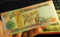 MOZAMBİK 50.000 METİCAİS ÇİL