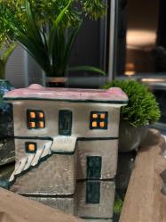 Avrupa Porselen mumluk. Farklı