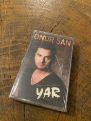 ONUR ŞAN - DAĞLARINA KAR OLURUM / YAR - KASET (JELATİNİNDE)