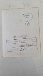 YEŞİLÇAM'IN YILDIZI HÜLYA KOÇYİĞİT'İN ORİJİNAL FOTOĞRAFI  - 12 x 9 cm EBADINDA - HÜLYA KOÇYİĞİT ELİNDE KADEHİ ve SİGARASIYLA GÜLÜMSERKEN ÇEKİLMİŞ BİR KARE, 1992