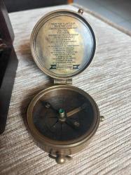 Ahşap Kutulu victorya  dönemi ahşap kutusunda kişiye özel Pirinç Pusula