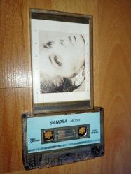 sandra mirrors kaset