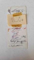 YEŞİLÇAM'IN YILDIZI HÜLYA KOÇYİĞİT'İN ORİJİNAL FOTOĞRAFI  - 15 x 9,5 cm EBADINDA - HÜLYA KOÇYİĞİT 1960'LARDA BİR FİLM SAHNESİNDE HÜZÜNLÜ ŞEKİLDE DÜŞÜNÜRKEN ÇEKİLMİŞ BİR KARE