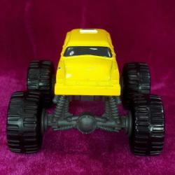 TONKA 2009 HASBRO C-239B DIECAST SARI RENKLİ OTOMOBİL OYUNCAK