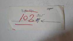 YEŞİLÇAM'IN YILDIZI HÜLYA KOÇYİĞİT'İN ORİJİNAL FOTOĞRAFI  - 21 x 9 cm EBADINDA - HÜLYA KOÇYİĞİT EVİNDE OTURUP DERGİ OKUDUĞU ANLARDA KADRAJA POZ VERİRKEN ÇEKİLMİŞ BİR KARE