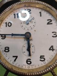 PETER MASA SAATİ, ANTİKA KURMALI ALMANYA PETER MARKA ÇALIŞIR VAZİYETTE  MASA SAATİ..