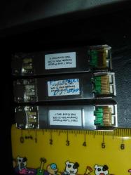 SİNGLE MODÜL SFP FİBER OPTİK MODÜL FİBER OPTİK KABLOYU NORMAL MODEM KABLO JAKINA DÖNÜŞTÜRÜCÜ ÇİFT GİRİŞLİ (IŞIĞI KABLO HATTINA DÖNÜŞTÜRÜR HIZ ve ÇEKİM GÜCÜ MESAFE ARTIRICI) 3 ADET HEPSİ ORJİNAL KALİTELİ HEPSİ GÖNDERİLECEK+ÜCRETSİZ KARGO