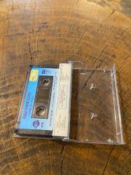 İSKENDER ULUS - YIKILDIM - SEVMEK İÇİN - KASET