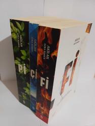 Akilah - Azra Kohen Fi Çi Pi  3 Kitap Takım - Martı Kitap Plak