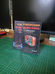 1 - Otostopçunun Galaksi Rehberi, 2 - Evrenin Sonundaki Restoran (2 Kitap)
