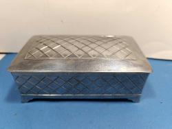 ÇY11----ESKİ ALÜMİNYUM KUTU