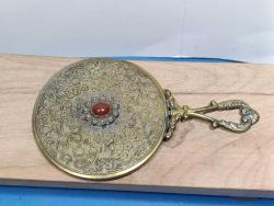 K46-----AVRUPA ÜRETİMİ ANTİKA PİRİNÇ EL AYNASI