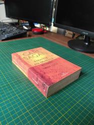 Karanlık Bir Dünyada Bilimin Mum Işığı