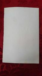 YEŞİLÇAM'IN YILDIZI HÜLYA KOÇYİĞİT'İN ORİJİNAL FOTOĞRAFI  - 18 x 12 cm EBADINDA - HÜLYA KOÇYİĞİT 1960'LARDA FARKLI SAÇ MODELİ ve ŞIK ELBİSESİYLE AYAKTA POZ VERİRKEN ÇEKİLMİŞ NET KALİTEDE BİR FOTOĞRAF