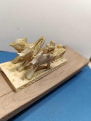 K231---RUS KEMİK EL YAPIMI KAR KIZAĞI BİBLO-FİGÜR