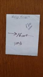 YEŞİLÇAM'IN YILDIZI HÜLYA KOÇYİĞİT'İN ORİJİNAL AJANS-BASIN FOTOĞRAFI (KAĞIT BASKI) - 11 x 9 cm EBADINDA - HÜLYA KOÇYİĞİT, FASÜLYE DOĞRARKEN ÇEKİLMİŞ BİR KARE