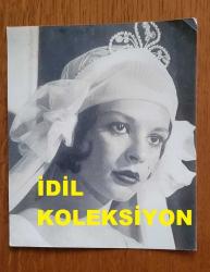 YEŞİLÇAM'IN YILDIZI HÜLYA KOÇYİĞİT'İN ORİJİNAL AJANS-BASIN FOTOĞRAFI - 15 x 13 cm EBADINDA