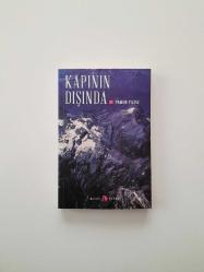 Kapının Dışında