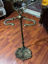 Antik pirinç şemsiyelik - baston ayaklık - şömine alet tutucu. 74 cm