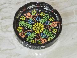 19471-ÇOK ŞAHANE ÜZERİNDE MİNE İŞLEMELİ DESENLERİ OLAN SİNOP HATIRASI CAM KÜL TABLASI