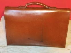 19474-ESKİLERDEN DERİ ÇİFT KİLİTLİ EVRAK ÇANTASI