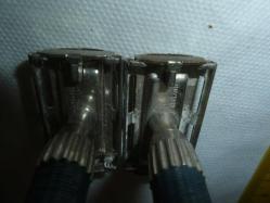 ANTİKA JİLETLİ TRAŞ MAKİNESİ 2 ADET TEPEDEN AÇILIP KAPANMALI GİLLETTE MARKA İNGİLİZ MALI  SAĞLAM KUSURSUZ