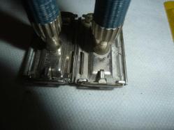 ANTİKA JİLETLİ TRAŞ MAKİNESİ 2 ADET TEPEDEN AÇILIP KAPANMALI GİLLETTE MARKA İNGİLİZ MALI  SAĞLAM KUSURSUZ