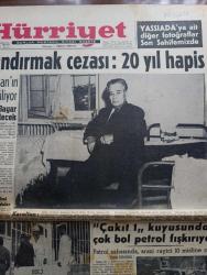 Hürriyet Gazetesi - Turkish Newspaper - 11 Ekim 1960 - halkı silahlandırmak cezası 20 yıl hapis - Sabık iktidarın Büyük Millet Meclisi Başkanı Refik Koraltan'ın Yassıada'da odasında çekilen fotoğraf - Celal Bayar Adnan Menderes Refik koraltan'ın  6 yılda sürülmesi talep ediliyor - Yassıada'da ilk celseyi Reşide Bayar ve diğer 40 sanık ailesi takip edecek - spor sarayı'nda yapılan öğretmenler toplantısında milli birlik komitesinden Muzaffer Özdağ konuşuyor fotoğraf - Çakıt 1 kuyusundan çok Petrol fışkırıyor - Yassıada duruşmaları ile ilgili olarak dolmabahçe'de yapılan bütün hazırlıklar tamamlanmıştır fotoğraf - milli birlik komitesi düşüklerin suçu ile ilgili kitap yayınladı - milli lige bu hafta 12 maçla devam ediliyor - Fenerbahçe kulübünün tertip etti Balkan şehirleri arasındaki futbol turnuvasının programı açıklandı - Enfarktüs vakaları güneşteki lekeler yüzünden çoğalıyor - Brigitte Bardot fotoğraf yanına Vadim'i çağırdı fotoğraf - Yassıada'dan fotoğraflar Yeşilhisar hadiseleri