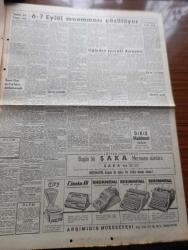 Hürriyet Gazetesi - Turkish Newspaper - 25 Ekim 1960 - Yassıada'da altıncı gün 6-7 Eylül muamması çözülüyor - Celal Bayar'ı itham eden Refik Tulga 6-7 Eylül tertiptir dedi - köpek davası kararı anayasa davası ile birlikte açıklanacak - Patrik Athenagoras Bugün Yassıada'ya gidiyor - Celal Bayar ve Adnan Menderes duruşma salonunda fotoğraf - Ethem Menderes yalancılıkla itham edildi - Kur'an'ın Türkçe'ye tercüme ve tefsiri için hazırlıklar var - İsmet İnönü Cumhuriyet senatosu tabii üyesi - Ziya Gökalp Yarın anılıyor - Cemal Gürsel Diyarbakır'da bizi yıkmak için nifak sokuyorlar dedi - İstanbul'da sinema tiyatro programı - Onlarla bir yıl yazan sabık başvekil Adnan Menderes'in son hususi özel kalem müdürü Arif Özgen Yazı Dizisi - Elvis Presley ve Juliet Prowse fotoğraf - A milli takım namzetleri Dün yeniden tespit edildi - Avrupa şampiyonu kulüpler kupası'nda bugüne kadar 228 maçta 903 gol atıldı - Ankara'da sakatlanan Can Bartu 20 gün futbol oynamayacak fotoğraf - İspanya'da Barcelona