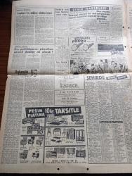 Hürriyet Gazetesi - Turkish Newspaper - 1 Kasım 1960 - Yassıada davalarının 9. Günü - bebek davası sırasında çekilen fotoğrafta tanık olarak dinlenen opera sanatçısı Ayhan Aydan ve Adnan Menderes fotoğraf - Soprano Ayhan Aydan çocuk eceliyle öldü dedi - Demokrat partiye bağışta bulunanlar ifade veriyor - armatör Akif Sadıkoğlu tevkif edildi - milli birlik komitesi tasfiye hareketini yeniden tetkik edecek - İran tahtı Nihayet dün erkek evlada kavuştu - Ayhan Aydan Adnan Menderes'i çok sevmiştim dedi - İran Şahı yakında taç giyecek - yeğeni Ünsal Akyol ile evlenmek üzere Amerika'ya giden Birsen Emralı fotoğraf - İstanbul'da sinema tiyatro programı - İstanbul Ankara Radyosu Programı - Elizabeth Taylor bir türlü Mesut olamadı fotoğraf - akciğer kanseri neden artıyor - Daniele Gaubert Brigitte Bardot'a rakip oluyor fotoğraf - Onlarla bir yıl yazan sabık başvekil Adnan Menderes'in son hususi özel kalem müdürü Arif Özgen Yazı Dizisi - Garanti Bankası - Milli takımı Sandro Puppo çalıştıracak