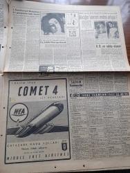 Hürriyet Gazetesi - Turkish Newspaper - 1 Kasım 1960 - Yassıada davalarının 9. Günü - bebek davası sırasında çekilen fotoğrafta tanık olarak dinlenen opera sanatçısı Ayhan Aydan ve Adnan Menderes fotoğraf - Soprano Ayhan Aydan çocuk eceliyle öldü dedi - Demokrat partiye bağışta bulunanlar ifade veriyor - armatör Akif Sadıkoğlu tevkif edildi - milli birlik komitesi tasfiye hareketini yeniden tetkik edecek - İran tahtı Nihayet dün erkek evlada kavuştu - Ayhan Aydan Adnan Menderes'i çok sevmiştim dedi - İran Şahı yakında taç giyecek - yeğeni Ünsal Akyol ile evlenmek üzere Amerika'ya giden Birsen Emralı fotoğraf - İstanbul'da sinema tiyatro programı - İstanbul Ankara Radyosu Programı - Elizabeth Taylor bir türlü Mesut olamadı fotoğraf - akciğer kanseri neden artıyor - Daniele Gaubert Brigitte Bardot'a rakip oluyor fotoğraf - Onlarla bir yıl yazan sabık başvekil Adnan Menderes'in son hususi özel kalem müdürü Arif Özgen Yazı Dizisi - Garanti Bankası - Milli takımı Sandro Puppo çalıştıracak