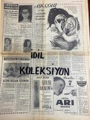HAFTA SONU GAZETESİ DOĞUM GÜNÜ GAZETESİ (TURKİSH NEWSPAPER) - 31 TEMMUZ 1969 - Yıl:3 Sayı:132 -Yeni Çıkan Plaklar listesi -Cüneyt Arkın–Cevat Sedef–Aret Gülmez–Kemal Çitçi–M. Uludağ–Kamil Sukun–Nese Giray–H. Değirmenci–Nur Kılıç–Berna Pak–Jale–Maksut–Sevim Tanürek–Mehmet Taner–Nalan–Sezen Cumhur–Nilüfer Aydan–Cahide Sonku–Bedri Ayşeli–Osman Tüzen–Güneri Tecer–Sevim Deran–Selma Güner–Ergan Efekan–İbrahim Topaloğlu–Sami Hazinses–Ayşe–Nalan–Ustin Poyraz–Mehmet Göktan–Mehmet Ağaçdelen–Badge–Sandie Shaw–Mireille Mathieu–Necdet Yaşar–Gülşen Ateşöz–Kemal Güner–Necati–Kâmuran Akkor–Niyazi Sayın–Ayten Avcılar–Zeki Müren–Ewa Aulin–Kim Novak–Catherine Deneuve–Jean Belmondo–Mete Han film oyuncuları–Nebahat Çehre–Serpil Gül–Aydın Tansel–Azmi Nihad–Güler Akalın  Philips Plak–Sevtap Plak–Sürmeli Plak–Melodi Plak Grubu–Akif Plak–Oya Plak–Harika Plak–Dalbay Plak–Tünç Plak–Bütün Plakçılarda–Akif Plak Sevgi Sun–Oya Plak Huri Sapan–Melodi Plak Arthur Conley–Melodi Plak Grease Milt–Melodi Plak San Francisc