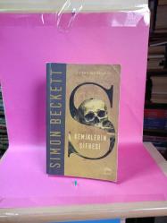 KEMİKLERİN ŞİFRESİ 2.KİTAP (BİR DAVID HUNTER ROMANI) 2.EL