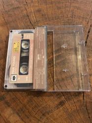 PAUL YOUNG - OTHER VOICES - KASET