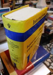 International Büyük İspanyolca-Türkçe / Türkçe-İspanyolca Sözlük