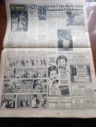 Hürriyet Gazetesi - Turkish Newspaper - 19 Kasım 1960 - İlk hareket Fazıl Akkoyunlu dün gece kabil'e gönderildi fotoğraf - İstanbul Üniversitesi Rektörü Sıddık Sami Onar Ankara palas'ta Milli Birlik komitesi üyeleri ile fotoğraf - İkinci milli birlik komitesinin ilk basın toplantısında Albay Yurdakuler artık bombalar patlatmak niyetinde değiliz dedi - kurucu meclis tasarısı Cemal Gürsel'e veriliyor - doğuda ağalar saltanatının sonu - Sıtkı Yırcalı Yüce divanda - Hollywood'un kralı ünvanlı Clark Gable karısının yanına gömülecek - İstanbul'da sinema tiyatro programı - Sabite Tur Gülerman Pekak gazinosunda - yumurcak filmi başrolde Muzaffer tema Münir Özkul Cebeci Park Sus sinemasında - biçimli göğüslere sahip olmak için -  Skoda - ölüm saçan yarasa filmi Ar sinemasında - Fenerbahçe Darüşşafaka basketbol maçı fotoğraf - Fenerbahçe Kıbrıs'a davet edildi - Beşiktaş'ın durumu yazan Eşref Şefik - Galatasaray basketbol takımı Dün çalıştı - Rostov takımı Yarın Taksim ile oynuyor