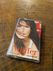NİLÜFER - OLUR MU OLUR MU / GÖZÜNAYDIN - KASET